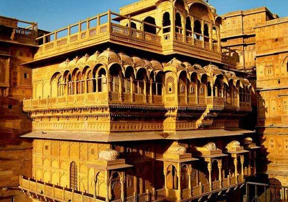 Fort and Haveli Explorer